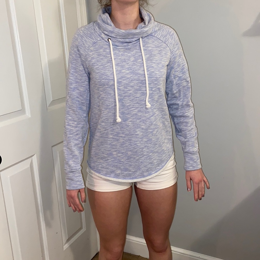 GAP sweatshirt